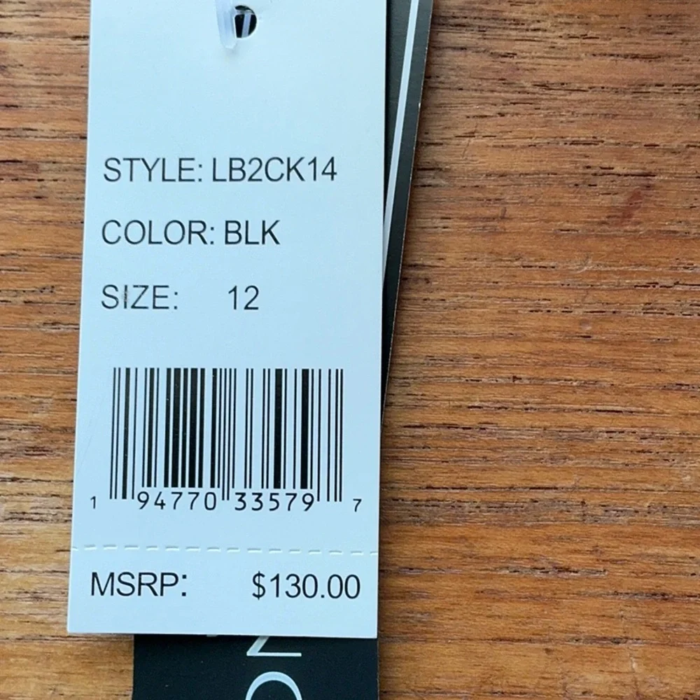 La Blanca Black and White One Piece Swimsuit - Picture 11 of 11